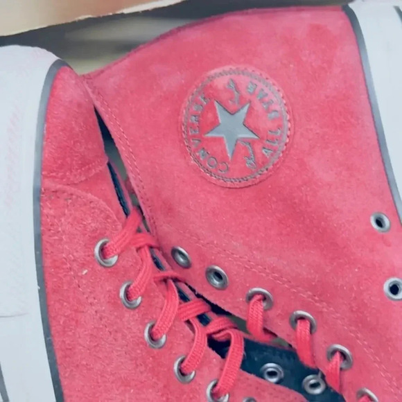 NEW Converse Shoes Chuck Taylor Lux Mid-Top Platform Suede 560671C Red Womens 9 - Picture 10 of 10